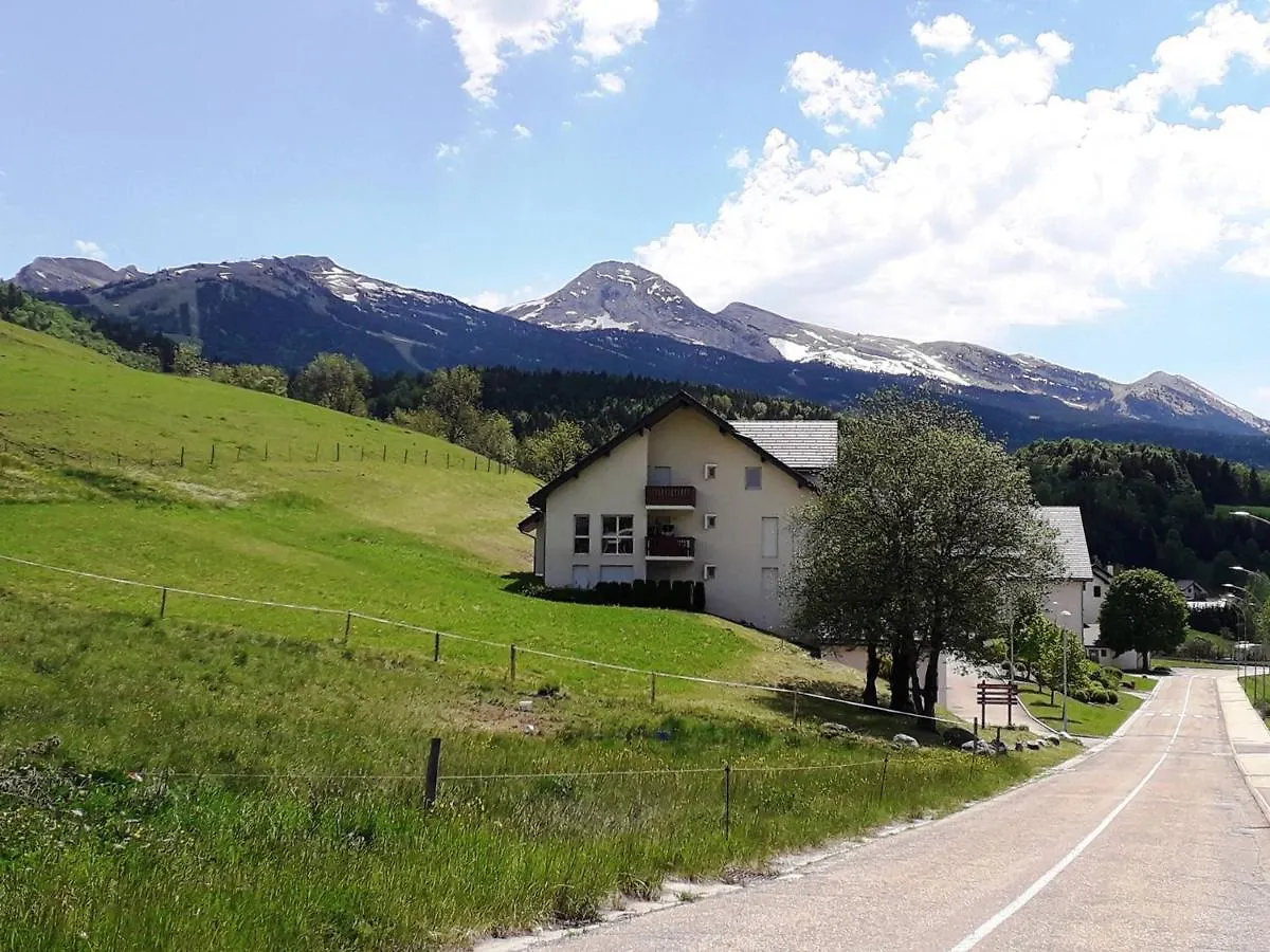 Joli Studio Renove 4 Pers. Avec Balcon Et Wifi - 10 Min A Pied Du Village, Parking Privatif - Fr-1-689-3 Villard-de-Lans 0*,  France